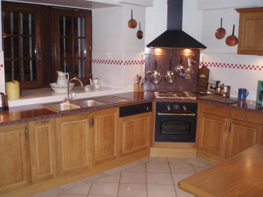 Chateau De Veigy Hotel Room photo